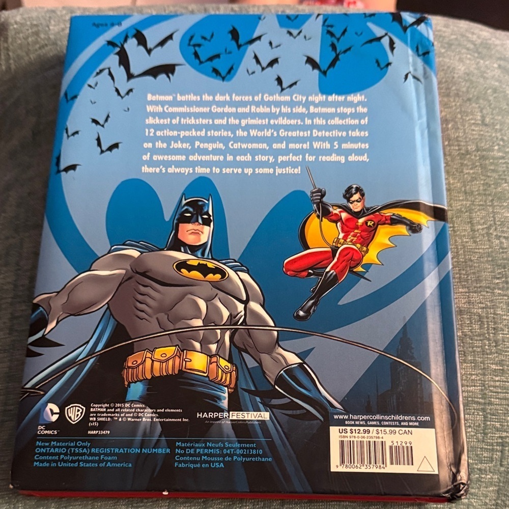 5-Minute Batman Stories Book - Picture 2 of 5